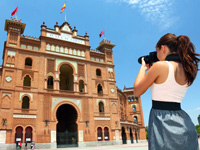 Для привлечения отдыхающих в Испанию, испанские турфирмы увеличивают различные виды туризма и это хорошо сказывается на развитии сектора недвижимости в Испании